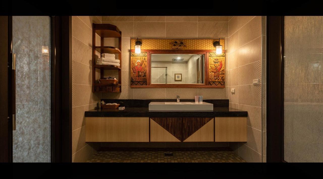 Apartamento 山花映水紅莊園民宿 Yuemei Exterior foto